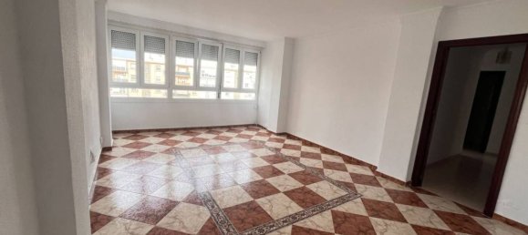 5 bedrooms Apartment in Cadiz, Spain No. 148574 4