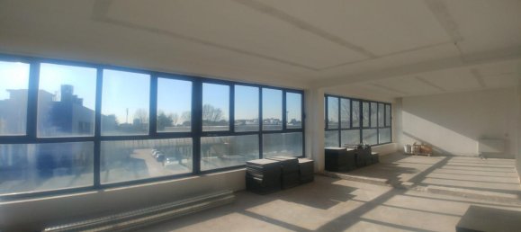 4 rooms Building in Cinisello Balsamo, Italy No. 233684 10