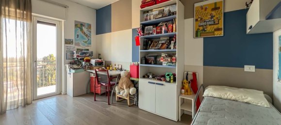 4 rooms Apartment in Como, Italy No. 225826 11