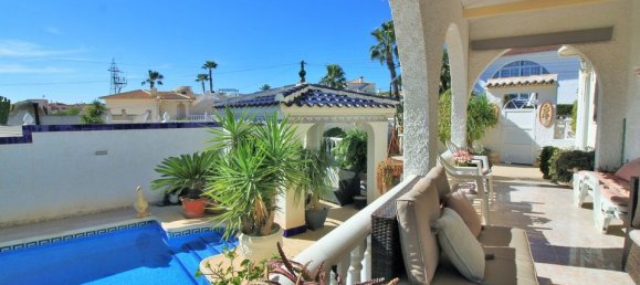 Вилла с 6 спальнями в Аликанте, Испания № 176617 6