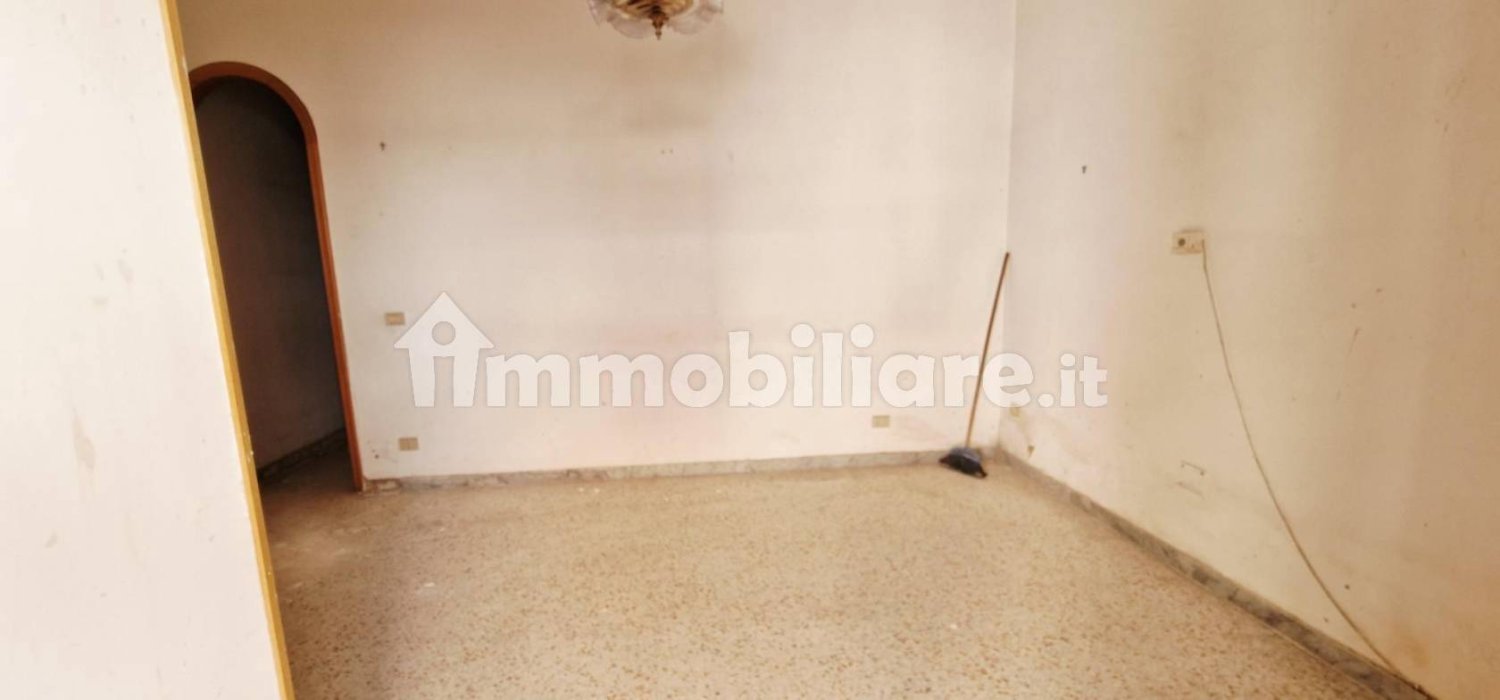 Casa de 2 dormitorios en Orta Nova, Italy No. 271293