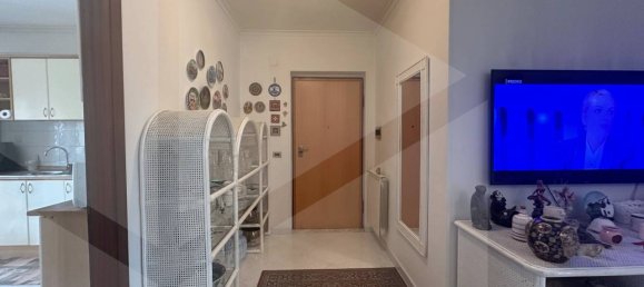 4-salle Appartement à Giugliano in Campania, Italy No. 25006 10