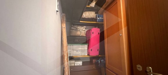 4-salle Appartement à Giugliano in Campania, Italy No. 25006 19