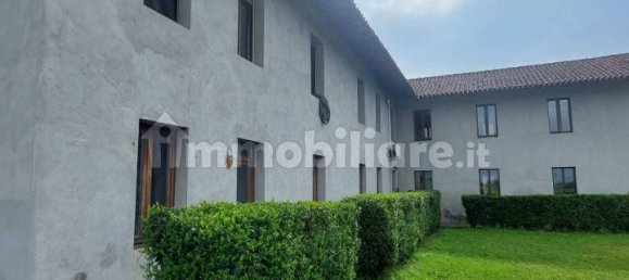 6 bedrooms House in Cassolnovo, Italy No. 314642 4