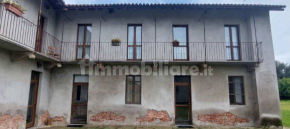 6 bedrooms House in Cassolnovo, Italy No. 314642 3