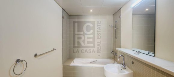 3 bedrooms Townhouse in Al Raha Gardens, UAE No. 6020 24