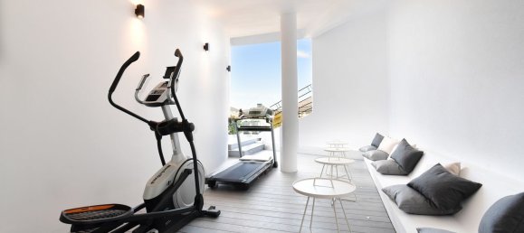 7 bedrooms Villa in Marbella, Spain No. 89450 6