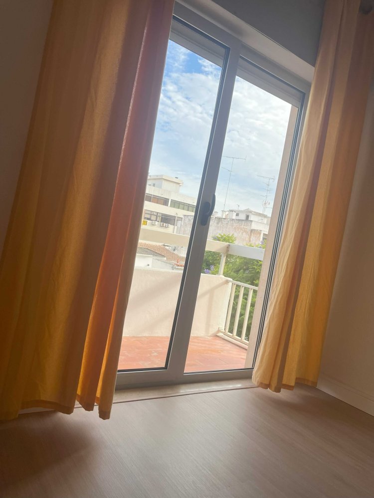 Квартира с 4 спальнями в Фару, Португалия № 334769