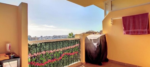 Пентхаус с 2 спальнями в Фуэнхирола, Испания № 185309 3