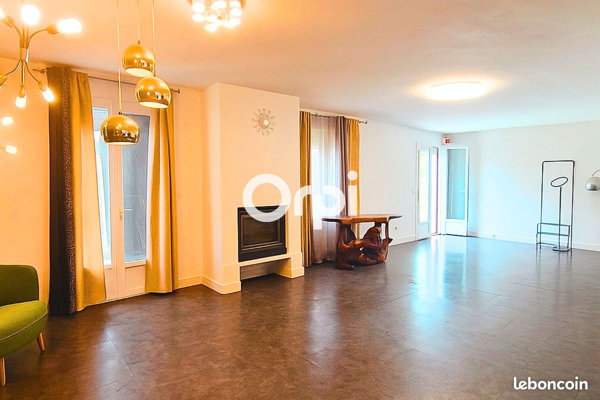 4 bedrooms House in Halluin, France No. 363928