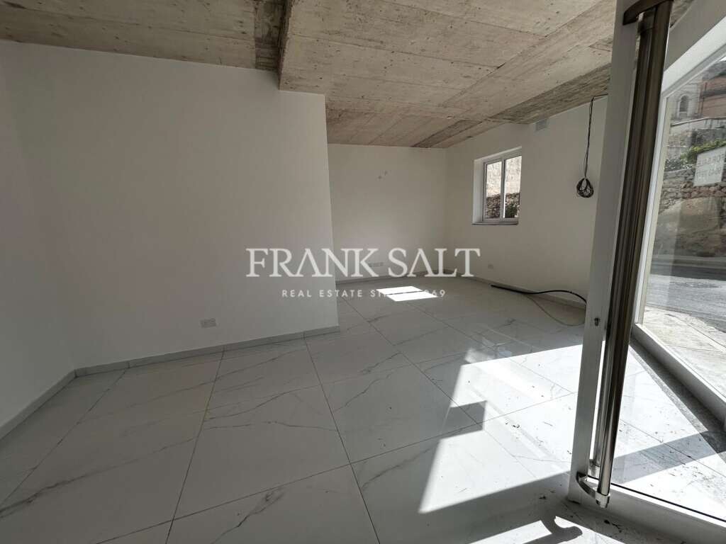 234m² Office in Mgarr, Malta No. 13303