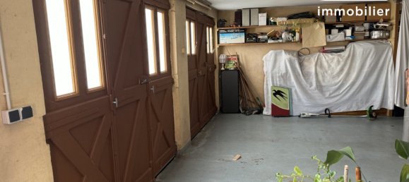 Casa de 2 dormitorios en Olliergues, France No. 207600 23