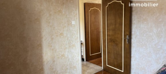 Casa de 2 dormitorios en Olliergues, France No. 207600 17