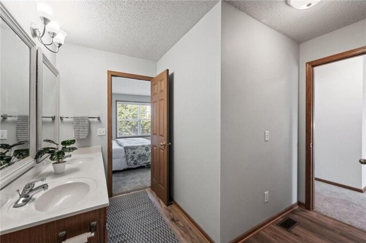 2 bedrooms House in Maple Grove, USA No. 430750