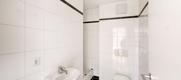 3 Schlafzimmer Doppelhaus in München, Germany, Nr. 310692 5