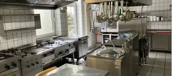 Отель, гостиница с 17 комнатами в Хасберге, Германия № 196497 17