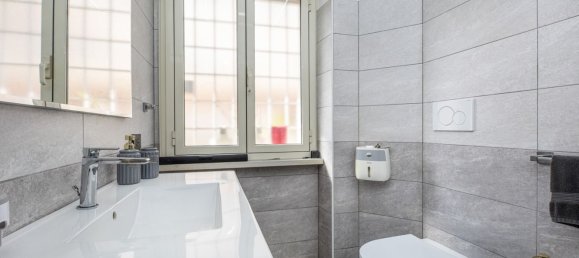 4 bedrooms Apartment in Rome, Italy No. 335050 19