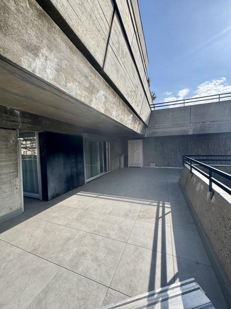 2 chambres Appartement à Chamalières, France No. 190496