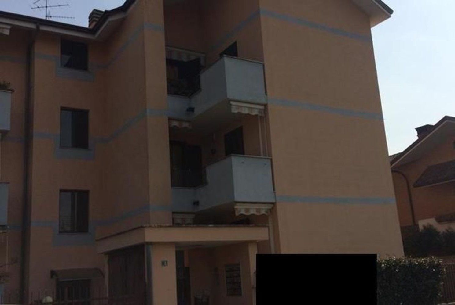 Квартира с 3 комнатами в Дезио, Италия № 98385