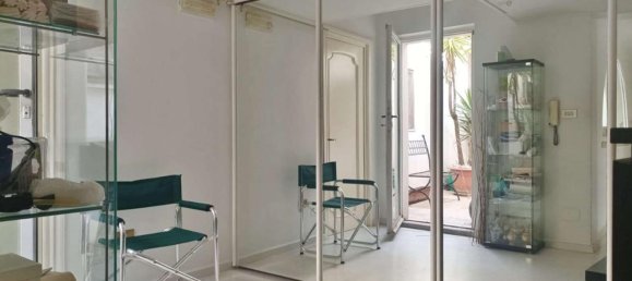 Apartamento de 2 divisões em Trani, Italy N.º 7079 12