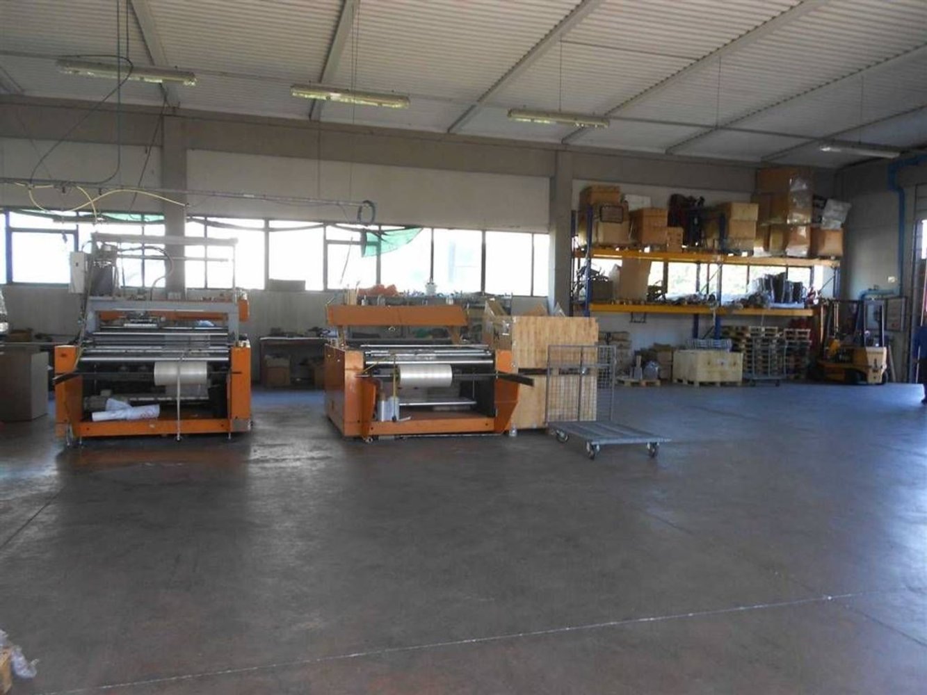 500m² Warehouse in Montale, Italy No. 319384