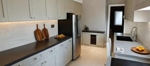 4 bedrooms Apartment in Rome, Italy No. 308784 3