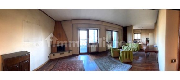 4 bedrooms Apartment in Rome, Italy No. 308784 12