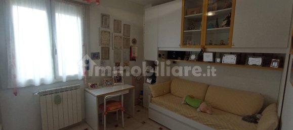 3 Schlafzimmer Wohnung in Pomezia, Italy, Nr. 163752 11