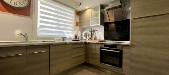 Casa de 3 dormitorios en Tilloy-les-Mofflaines, France No. 56556 9