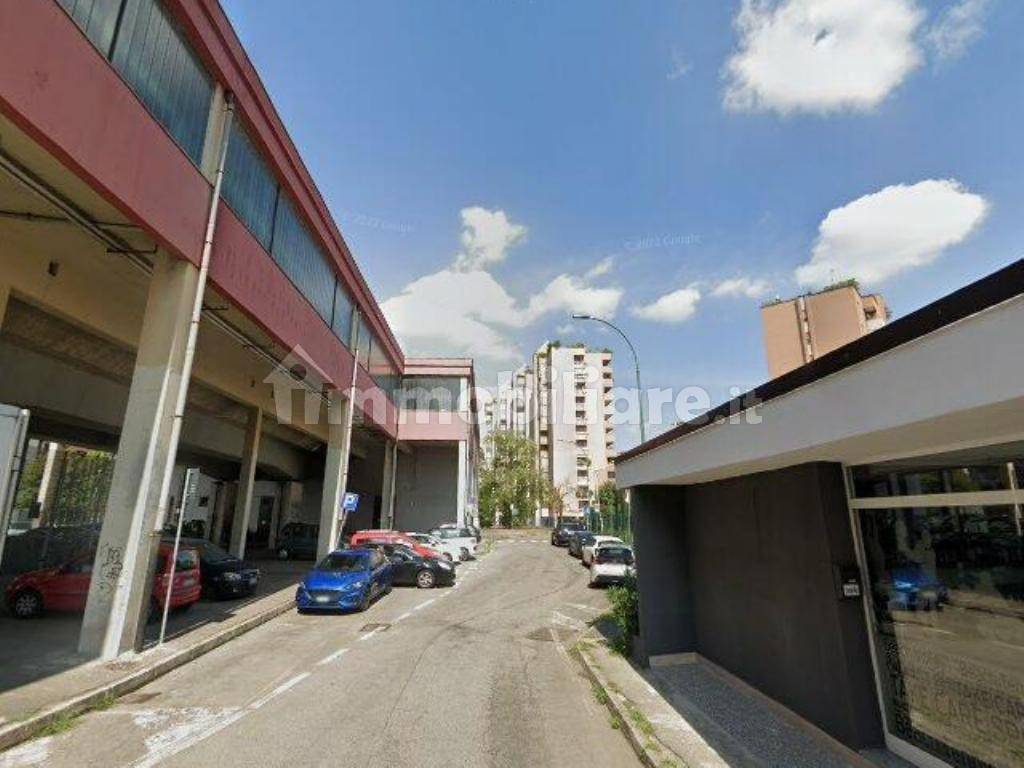 Apartamento T4 em Cologno Monzese, Italy N.º 67863