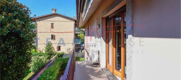 3 bedrooms Apartment in Seregno, Italy No. 364324 8