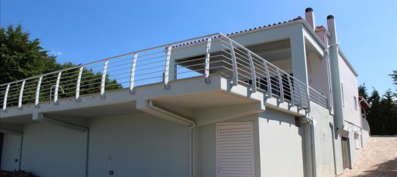 6 bedrooms Villa in Phthiotis, Greece No. 6395 2