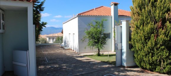 6 dormitorios villa en venta en Phthiotis, Central Greece, Thessaly and Central Greece, Greece № 6395 8