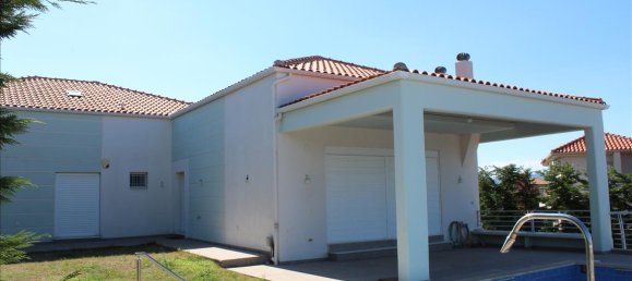 6 bedrooms Villa in Phthiotis, Greece No. 6395 10