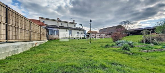 4 Schlafzimmer Haus in Maine-et-Loire, France, Nr. 111528 3