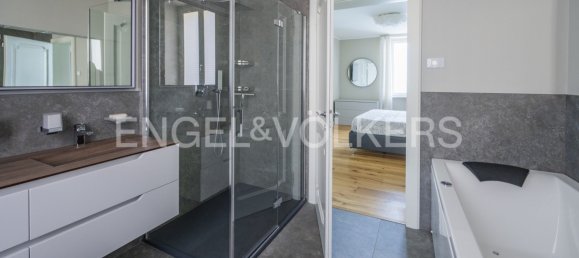 4 bedrooms House in Lovere, Italy No. 68796 5