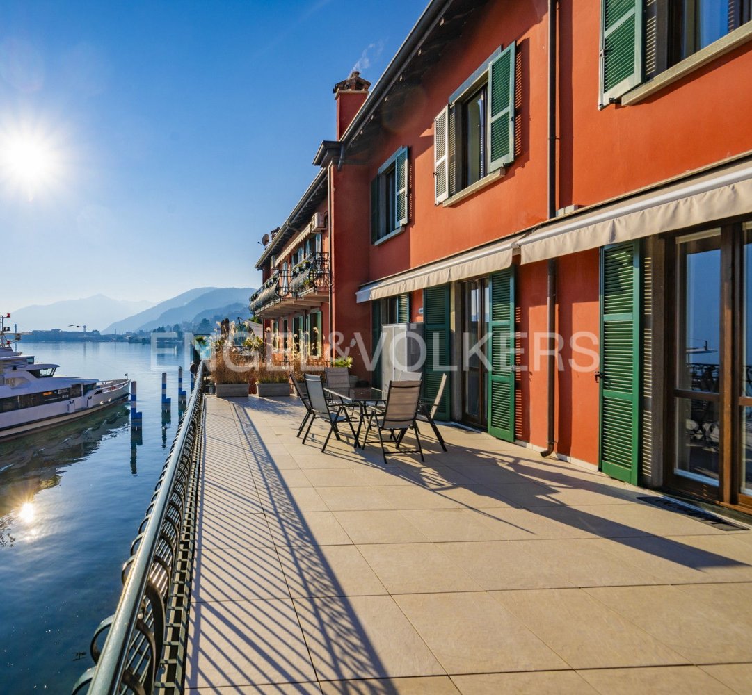 4 bedrooms House in Lovere, Italy No. 68796