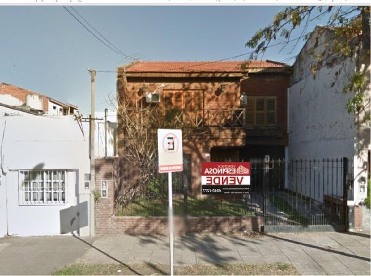 3 bedrooms House in Moron, Argentina No. 88425