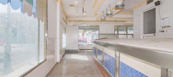 82m² Commercial property in Armilla, Spain No. 97866 18