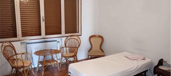 5 rooms House in Volpago del Montello, Italy No. 27429 8