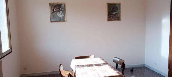 5 rooms House in Volpago del Montello, Italy No. 27429 5