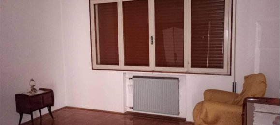 5 rooms House in Volpago del Montello, Italy No. 27429 11