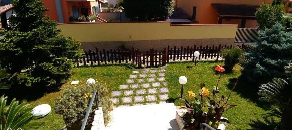 Villa de 7 dormitorios en Giugliano in Campania, Italy No. 350050 5