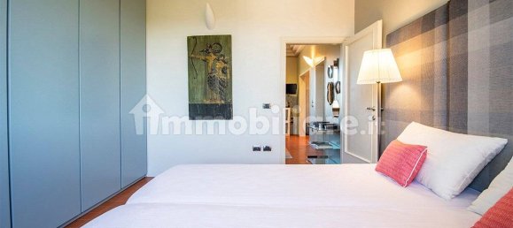 2 bedrooms Penthouse in Florence, Italy No. 337543 20