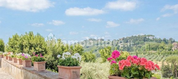 2 bedrooms Penthouse in Florence, Italy No. 337543 3