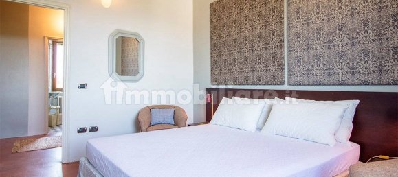 2 bedrooms Penthouse in Florence, Italy No. 337543 23