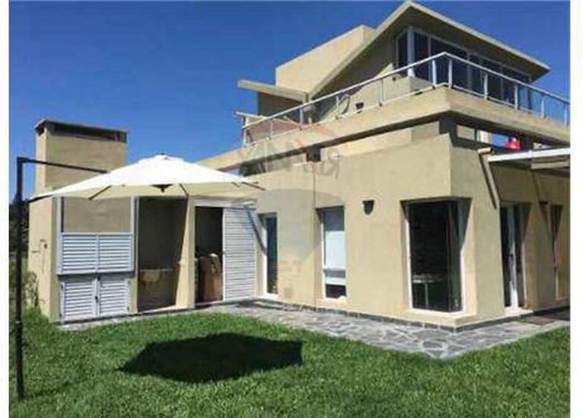 3 Schlafzimmer Haus in Ezeiza, Argentina, Nr. 9692