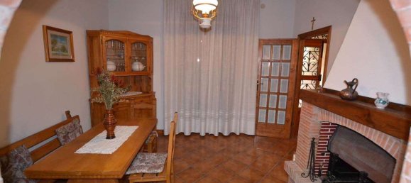 Villa de 8 dormitorios en Terricciola, Italy No. 363591 25