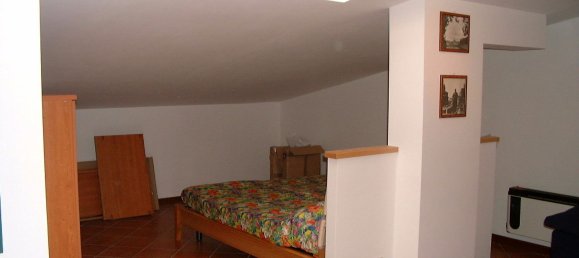 Studio in Rome, Italy No. 251048 4