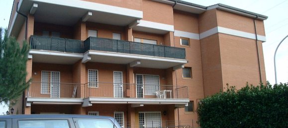 Studio in Rome, Italy No. 251048 5